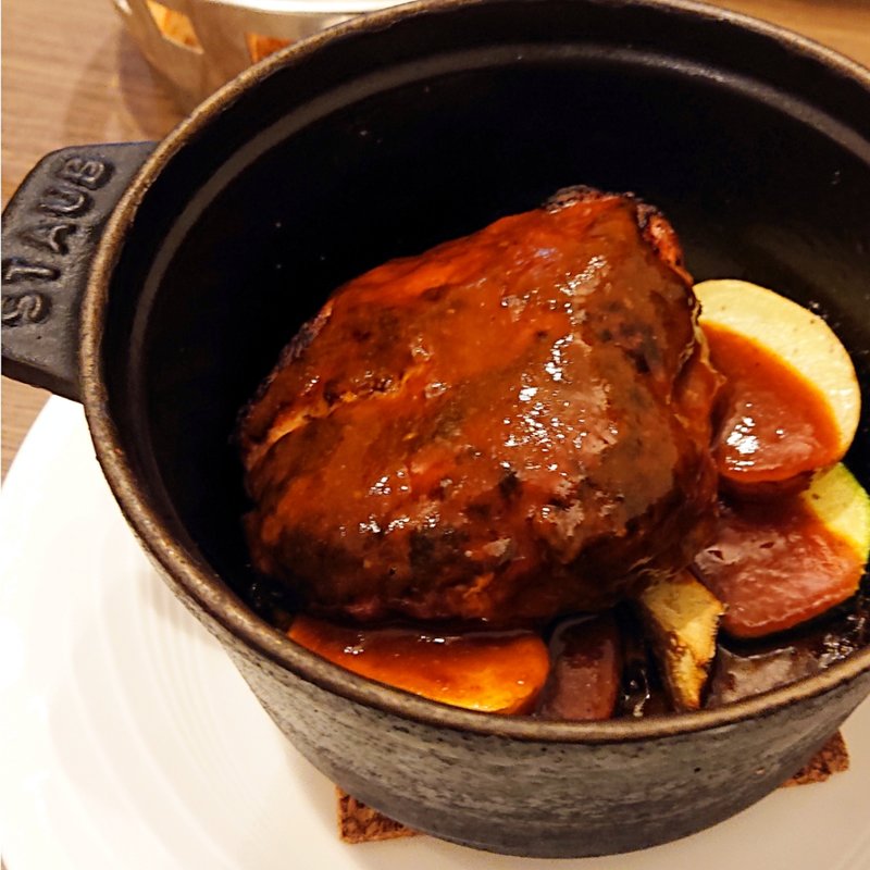 100%ビーフハンバーグ(ビストロ アン・ココット)