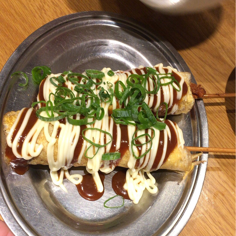 オムかつ(2本)(鉄板酒場 鐵一 赤羽店 )