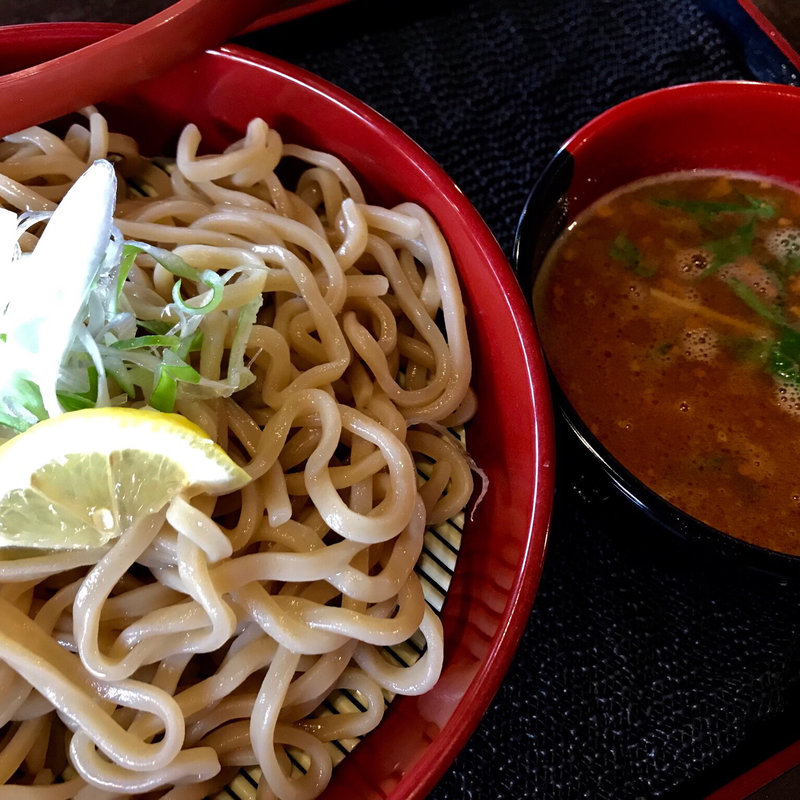 地獄赤つけ麺(地熱観光ラボ縁間 )