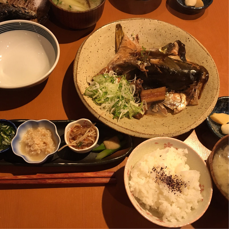 煮魚の定食（かぶと煮）(前菜坊 風神)