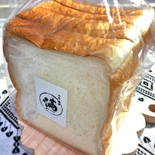 食パン(小麦と酵母 満)