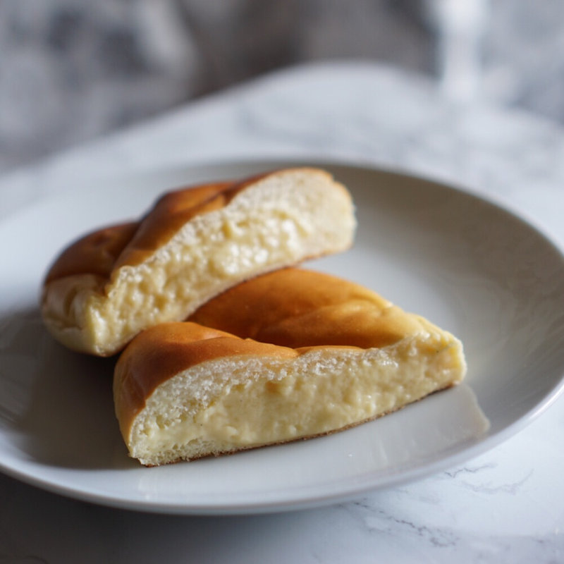 自家製カスタードクリームパン(エスト ヴィラージュ )