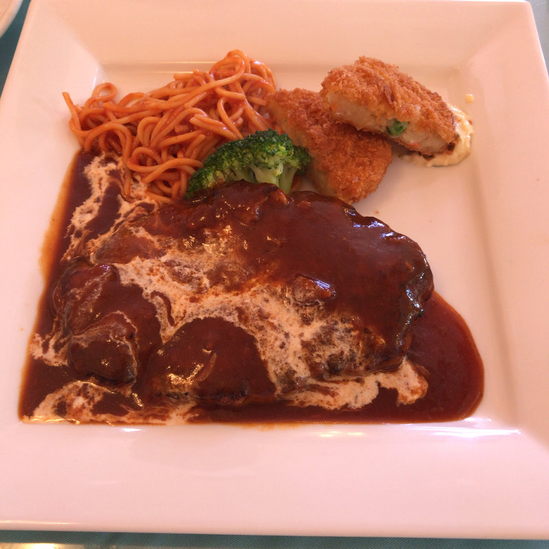 ジャンボハンバーグステーキ（250g）(こはく)