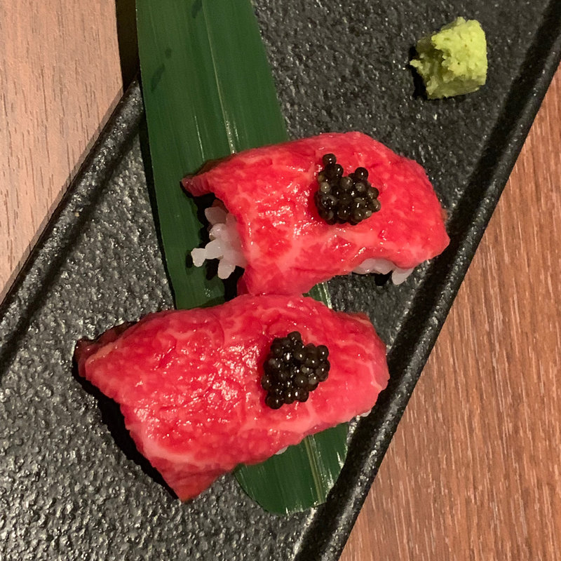 尾崎牛握り(エビスヤ （EBISUYA）)