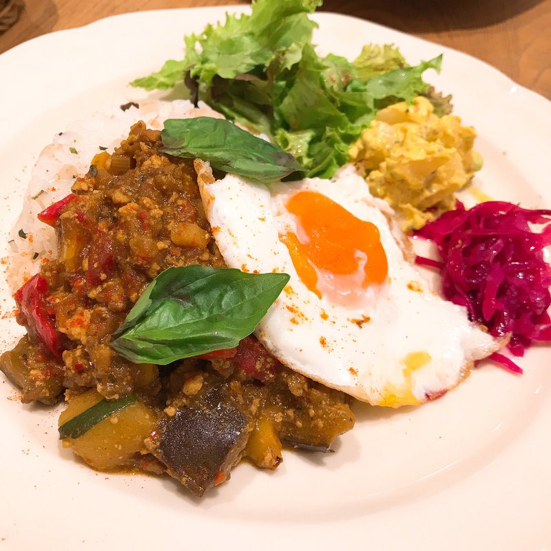 ガパオ風キーマカレー(アフタヌーンティー・ティールーム アトレ上野店 )