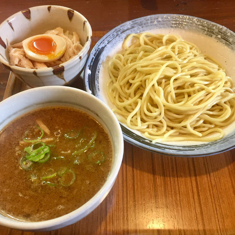 濃厚つけ麺(はっちゃけ)