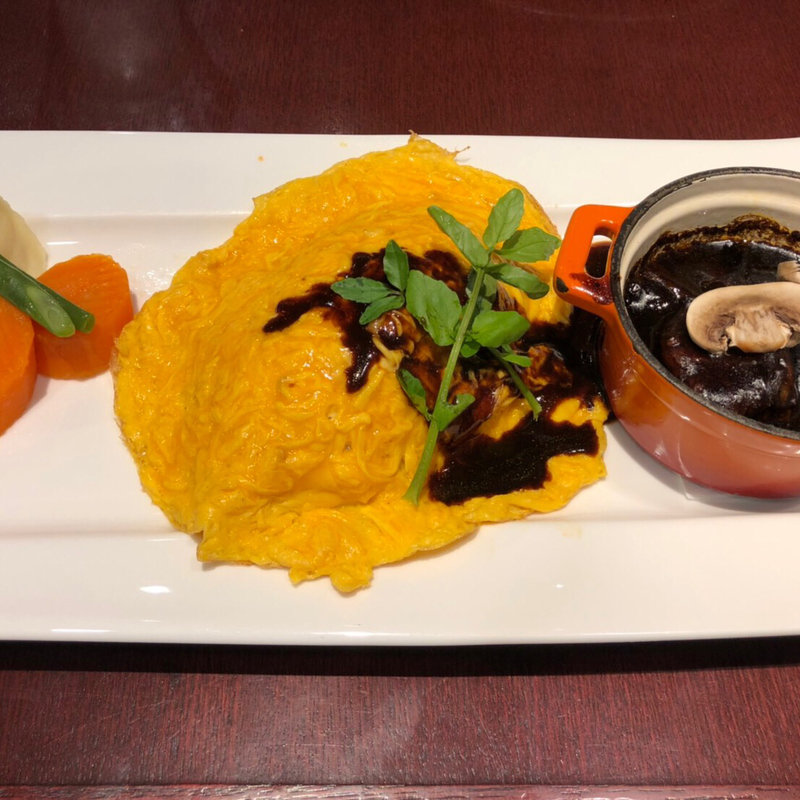 オムライスとビーフシチュー(グリル丸の内亭 西武池袋店)