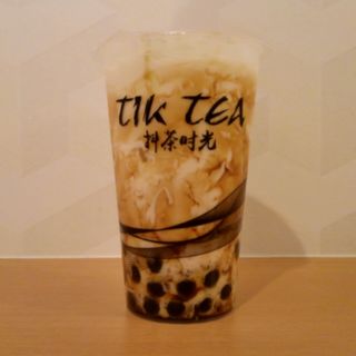 黒糖タピオカラテ(tik tea)