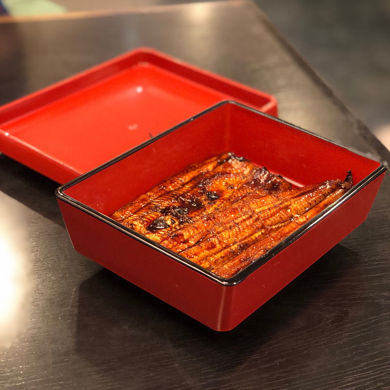 うなぎ蒲焼き(八百徳 本店 （やおとく）)