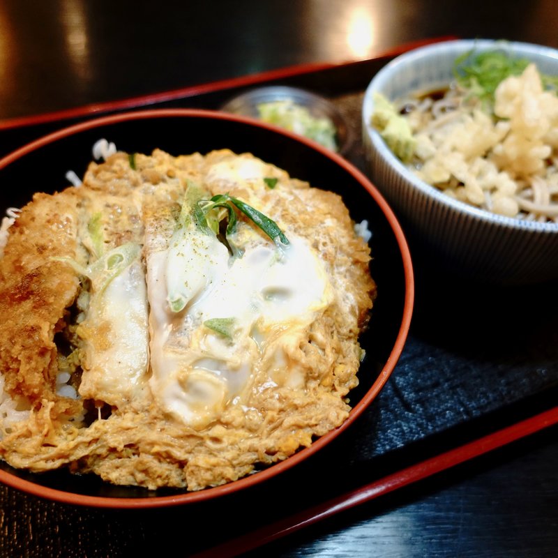 カツ丼(そば処なかむら)