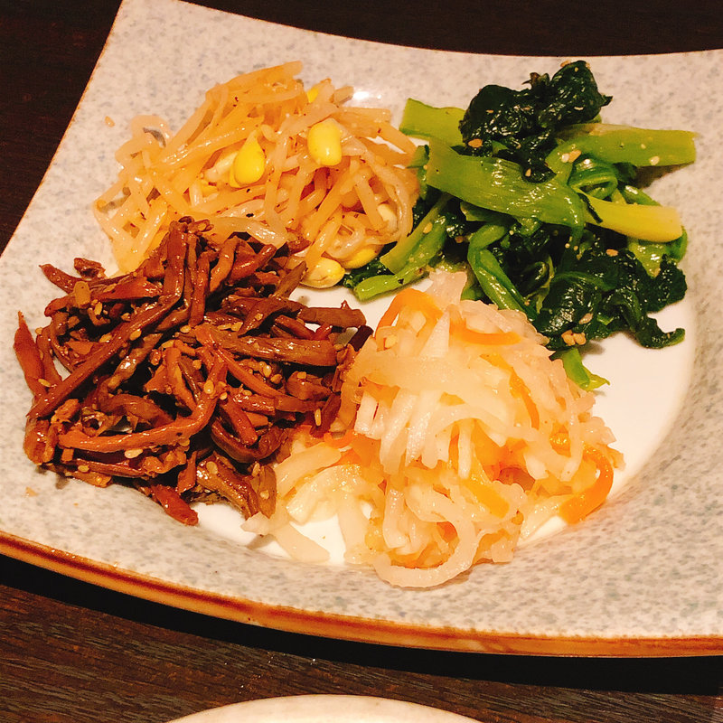 ナムル盛り合わせ(やざわ )