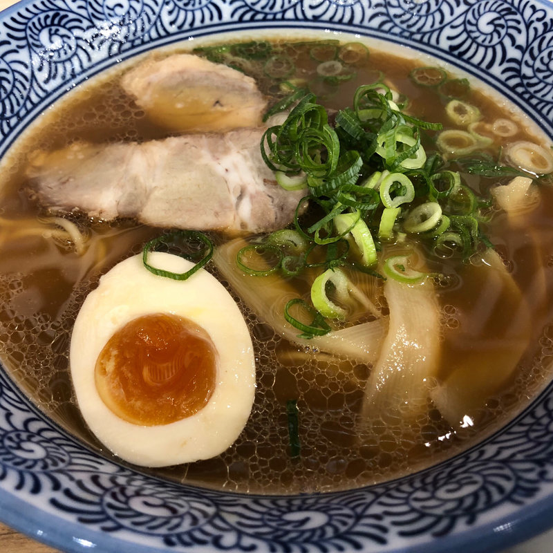 醤油ラーメン(すわき後楽中華そば 大阪ジョーテラス)