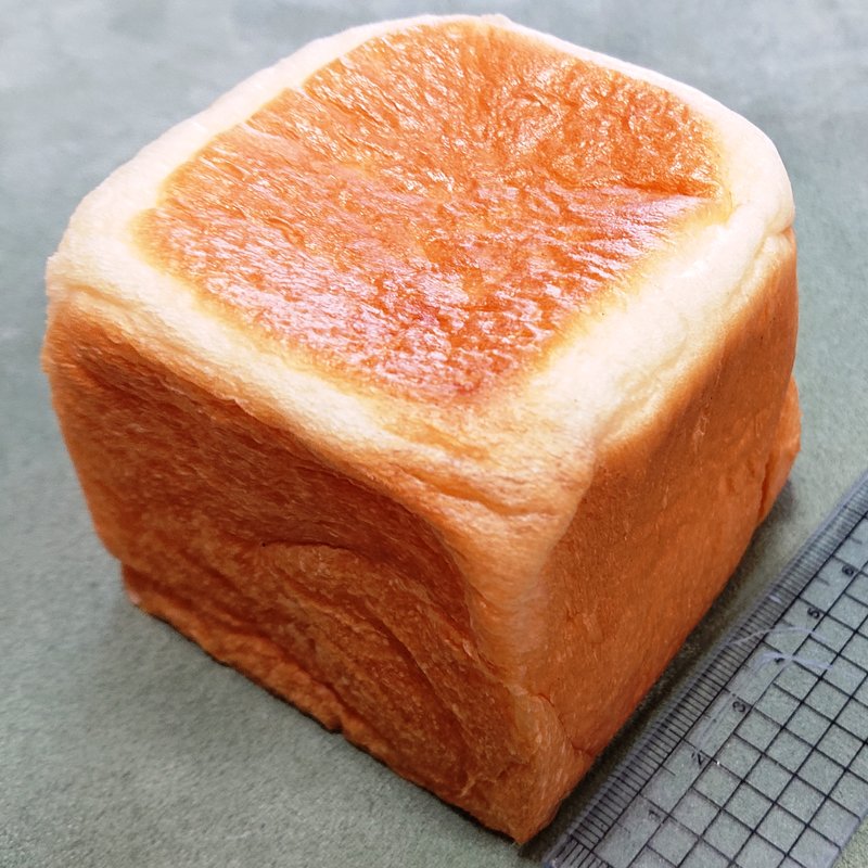 贅沢な食パン（プチ）(ヴィドフランス 武蔵中原店 )