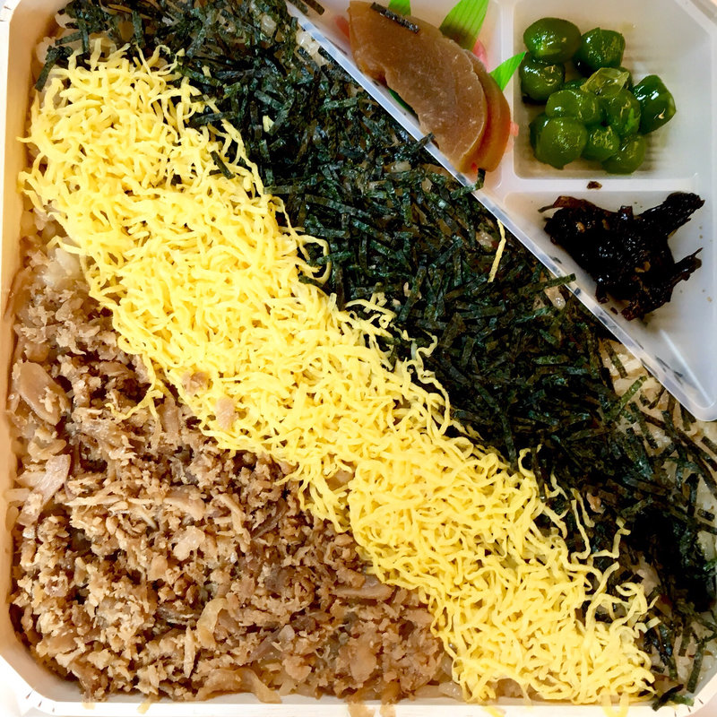 かしわめし(東筑軒 折尾本社うどん店)