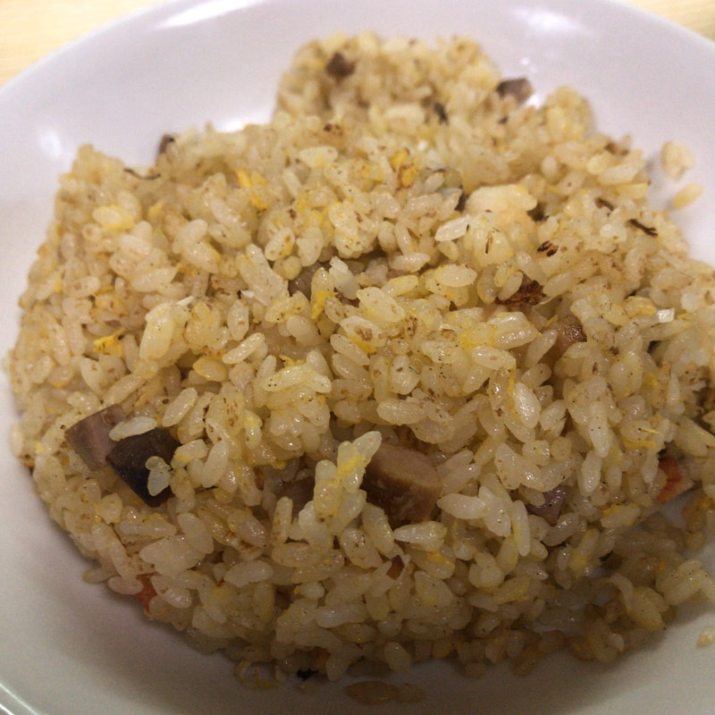 五目チャーハン(萬来園)