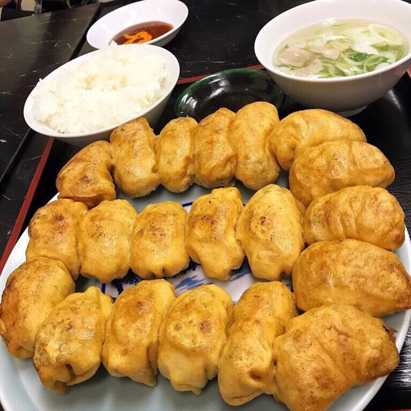 焼き餃子(ホワイト餃子 高島平店)