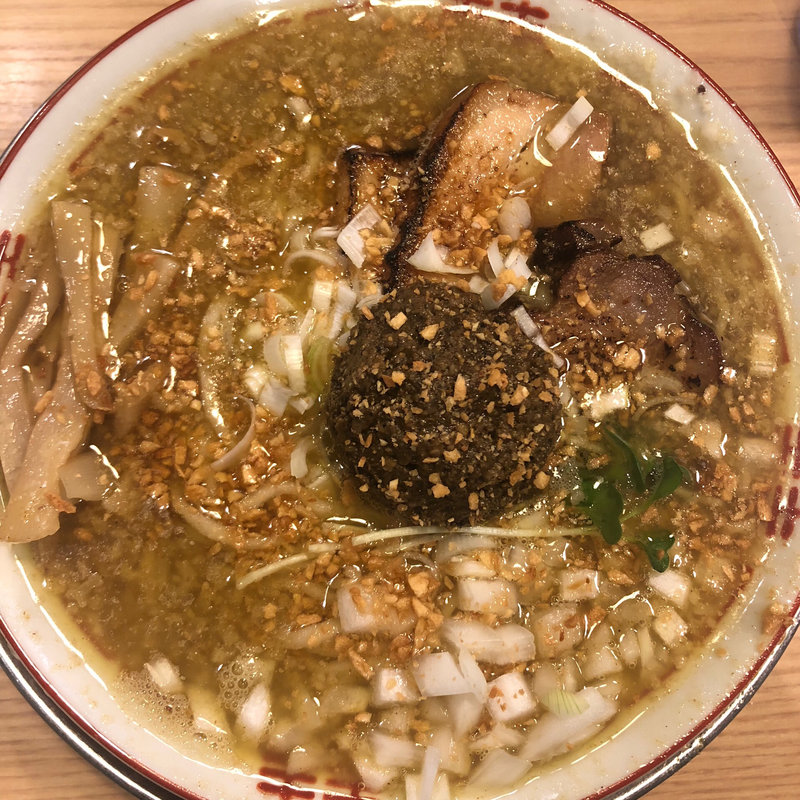 カレーなアブラ煮干そば(流。 （ル）)