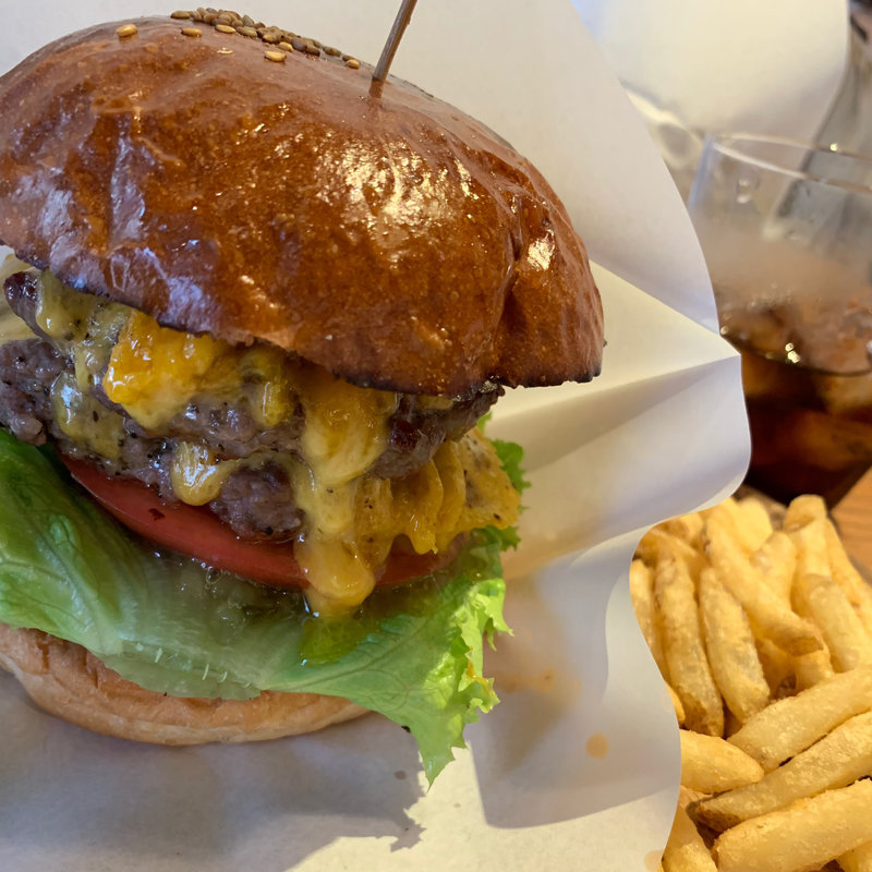 ダブルチーズバーガー(Lantern burger)