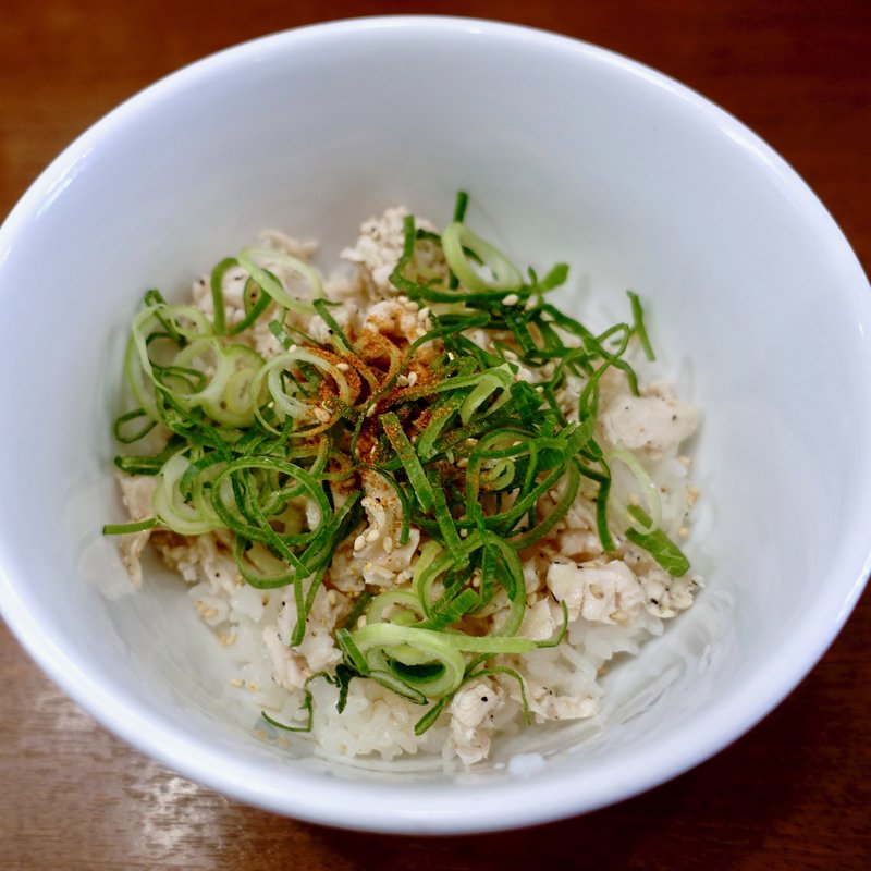 ねぎ塩チャーシュー丼(鶏そば から揚げ 専門店 らーめん風見鶏 西田辺)
