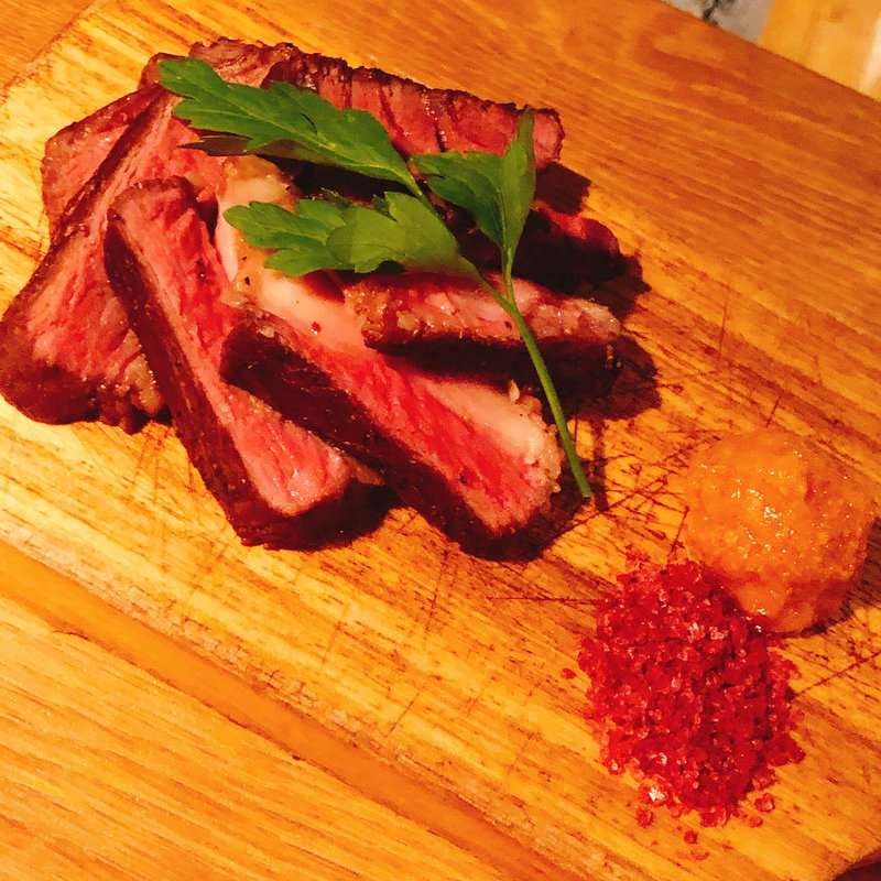 アンガス牛のステーキ(ワインの酒場。ディプント池袋東口店)