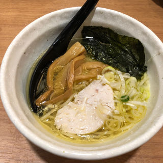 〆の半ラーメン塩(麺処 直久 田町グランパーク店)