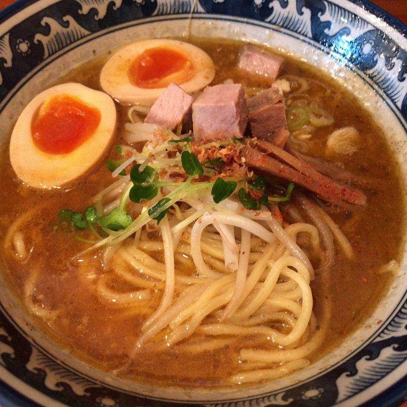 味玉にぼみそらーめん(岩鷲 )