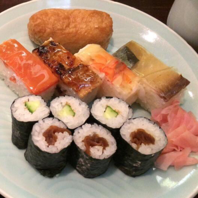 ランチセット(箱寿司 （はこずし）)