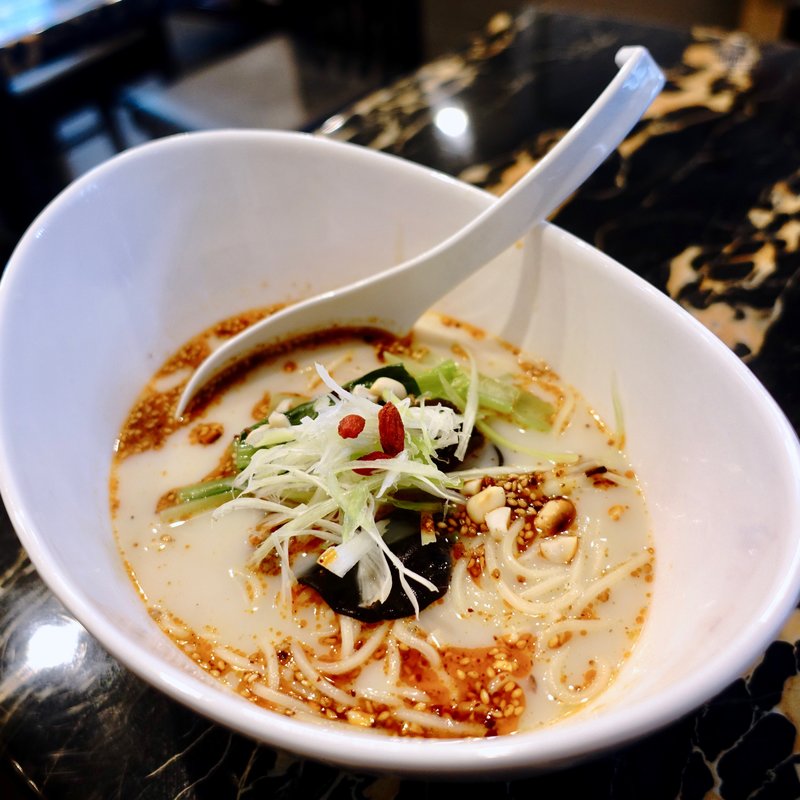 四川麻辣麺（しせん　まーらーめん）(四川麻辣麺 雪家)