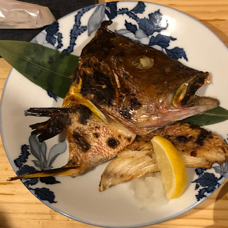 ふえだいカブト焼(鮮魚料理と手打ちそば 酒喰洲)