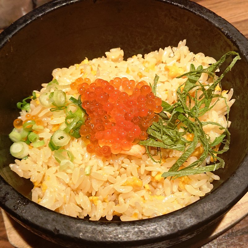 石焼きいくら銀鮭チャーハン(土間土間 蒲田店)
