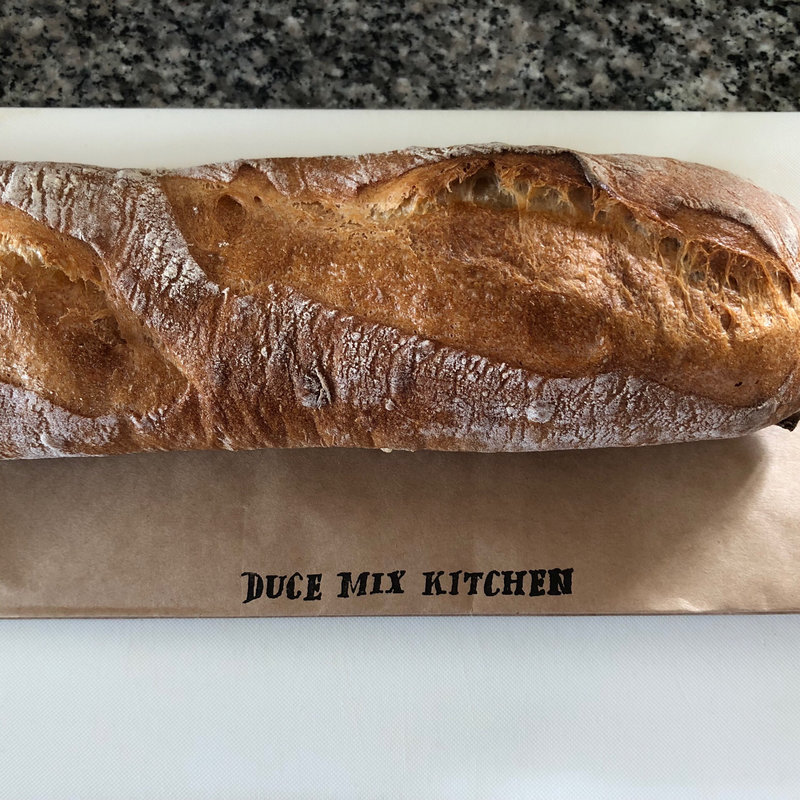 バタール(デュース ミックス キッチン ベーカリー （Duce mix Kitchen BAKERY）)