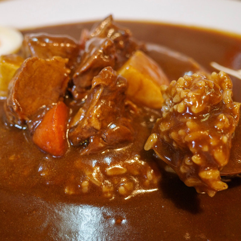 ビーフ（煮込み）(カレーハウス すぷーん)