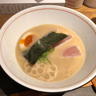 濃厚魚介そば(麺と心7)