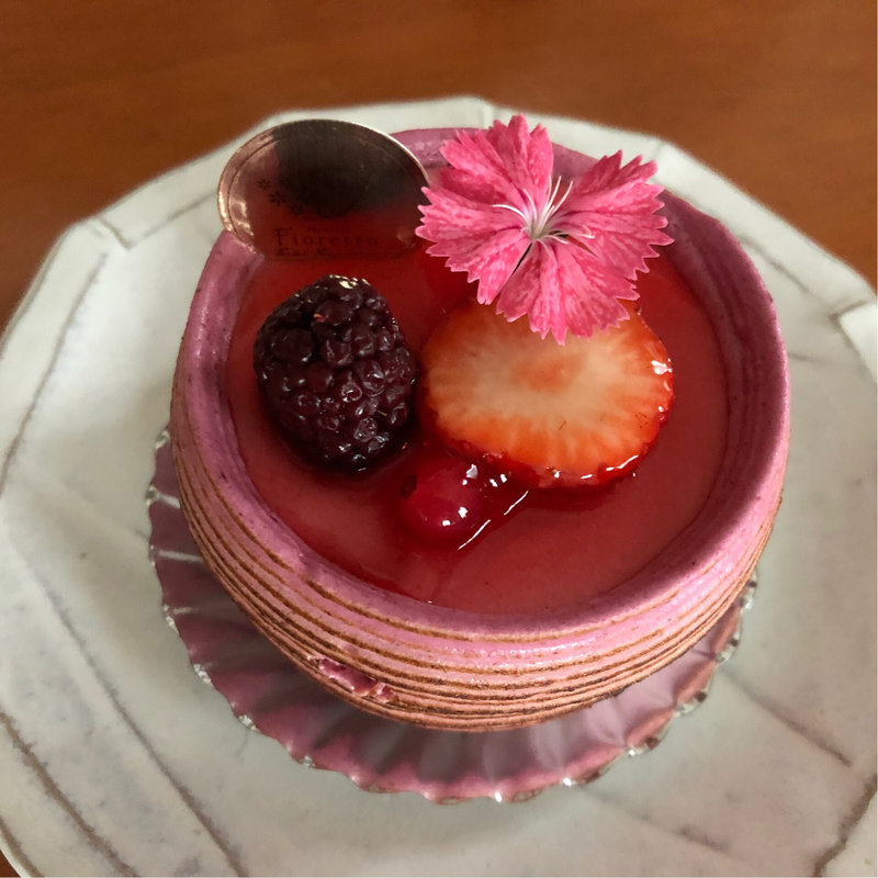 ラリュール(パティスリー フィオレット)