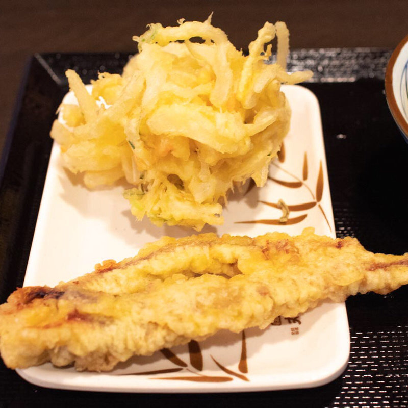 野菜かき揚げとげそ天(丸亀製麺飾西)