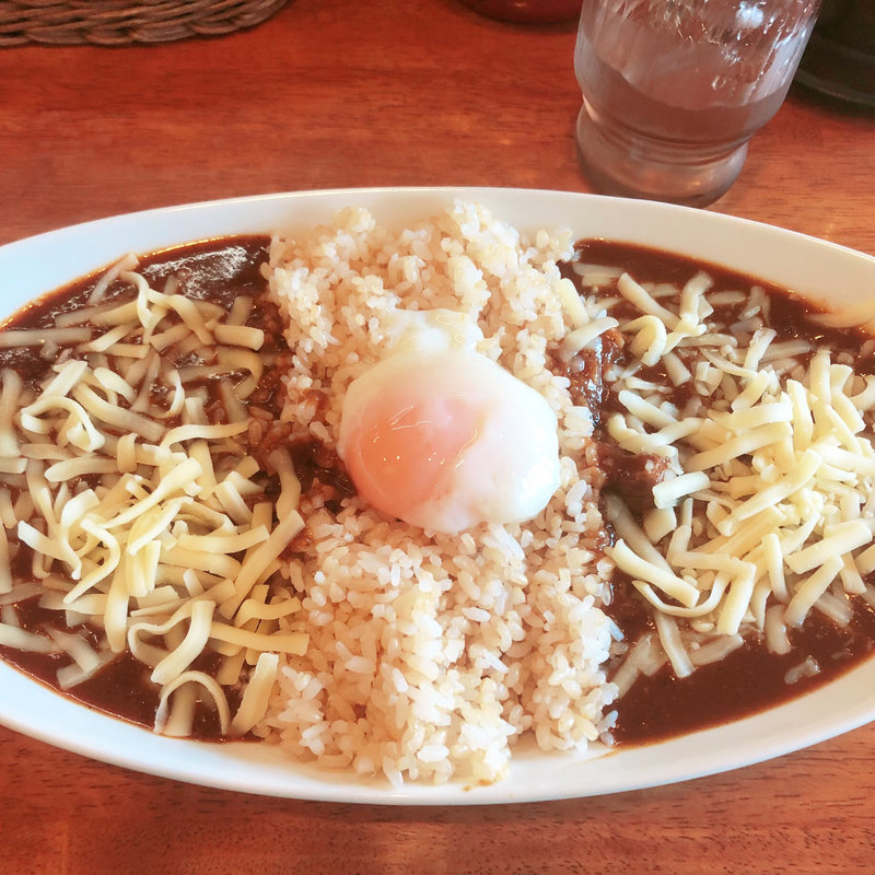 あいがけ チーズ温玉乗せ(辛口Lab.)