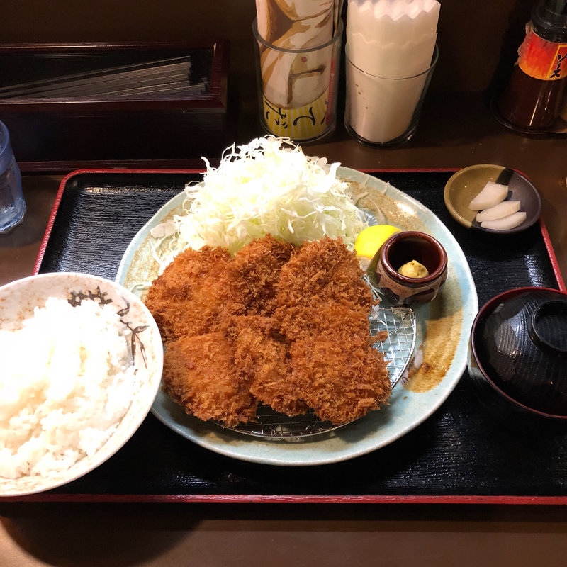 フィレカツ中 信州産(とんかつ・豚肉料理　こぶたや )
