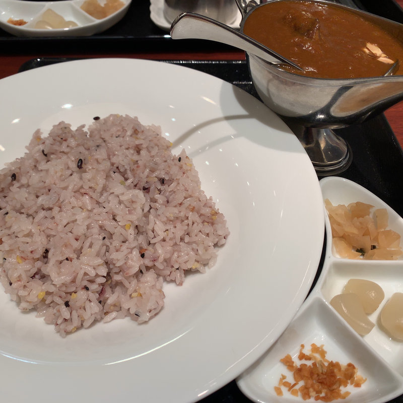 スパイシーチキンカレー(カレー ダイニング アビオン)