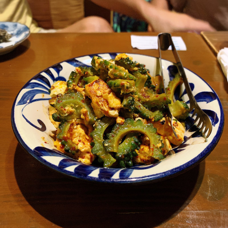 ピリ辛ゴーヤーチャンプルー(旬菜処びいどろ)