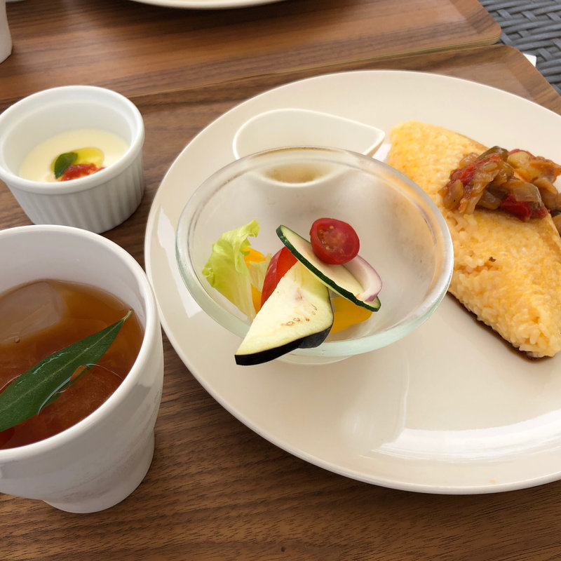 こくまろテリヤキオムライス（和三盆糖蜜の贅沢テリヤキソース）(オキオリーブガーデンカフェ)