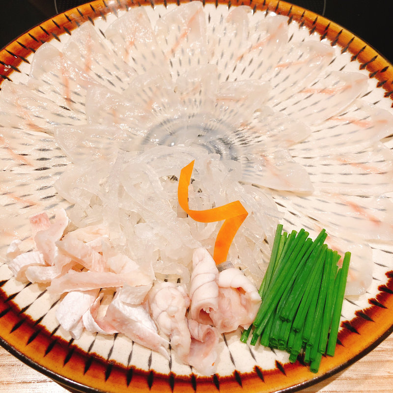 ふぐ刺し(ふぐ武 （あざぶふぐたけ）)