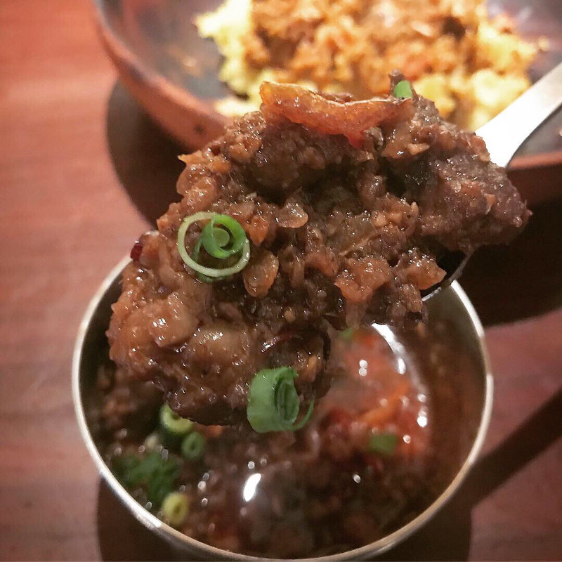 牛肉のカレー 山椒八角風味(ケニック カレー （Kenick curry）)