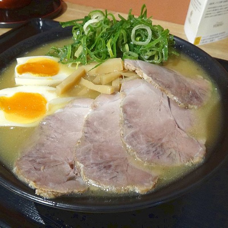 鶏白湯ラーメン(天天有 大阪城店)