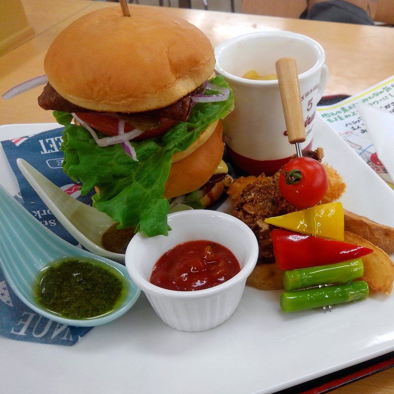 タワー･オブ･マエサワ(前沢サービスエリア（下り線）レストラン )