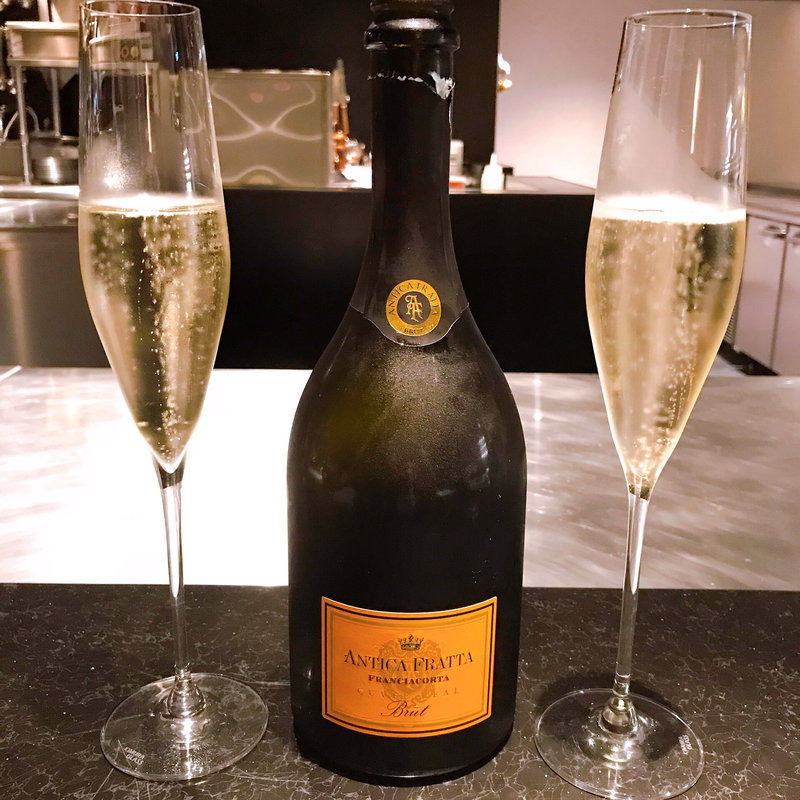 シャンパン(ソニーデソニー)