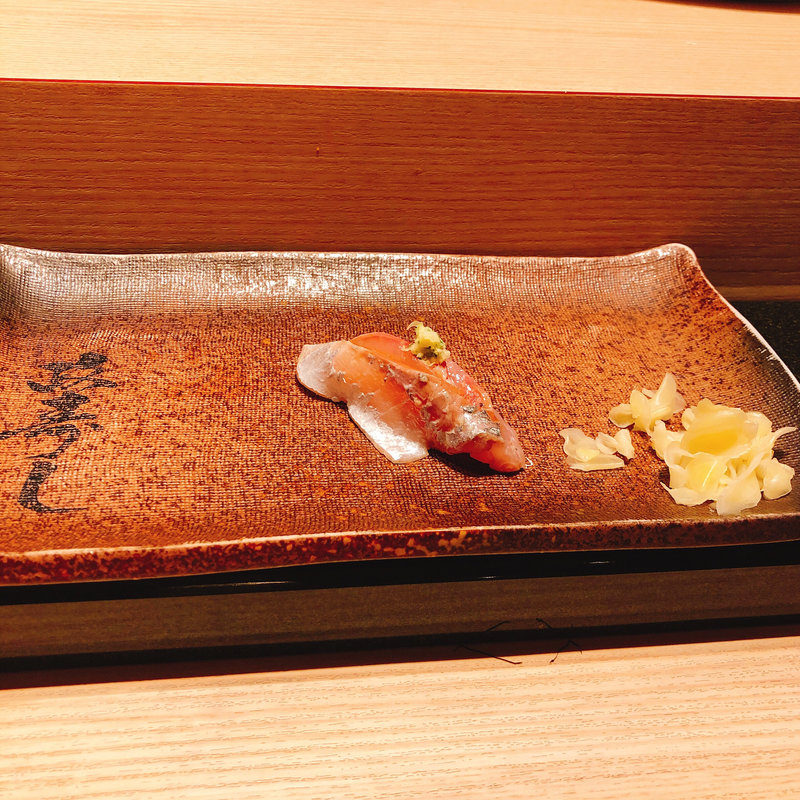 鯵の握り(おたる政寿司 新宿)