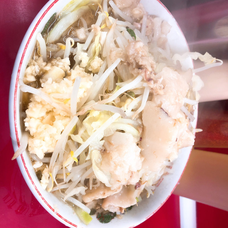 小ラーメンにんにくマシ野菜、脂(ラーメン二郎 湘南藤沢店 )