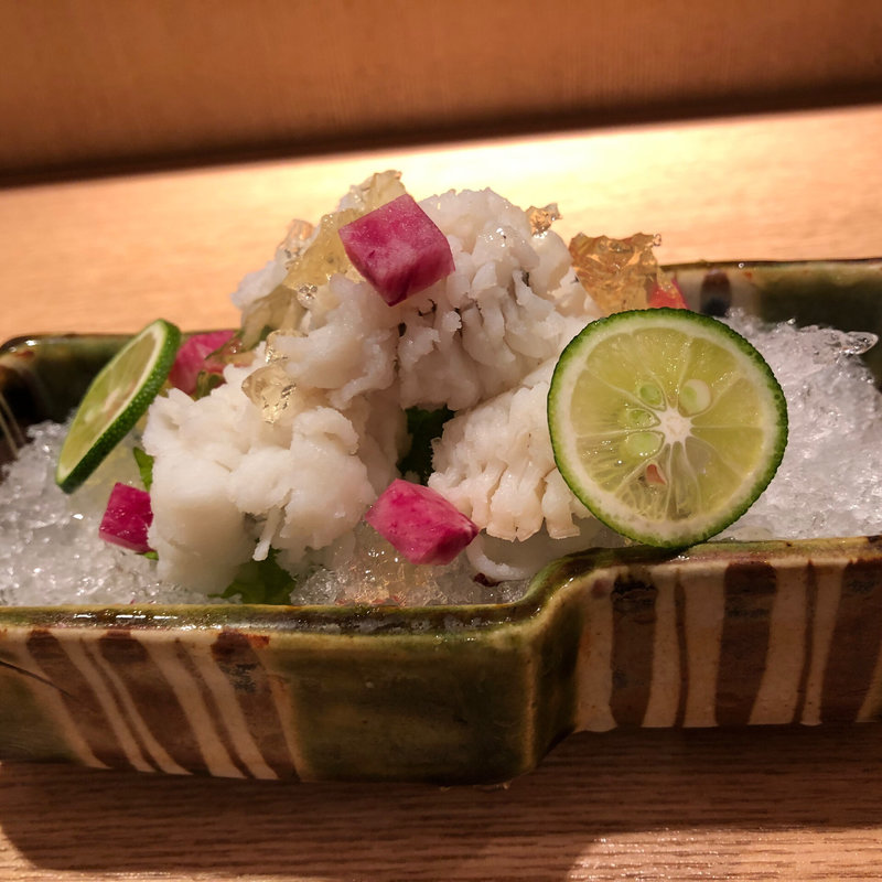 鱧の湯引き(神楽坂 久露葉亭)