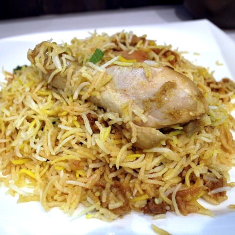 チキンビリヤニ(カレーリーブズ)