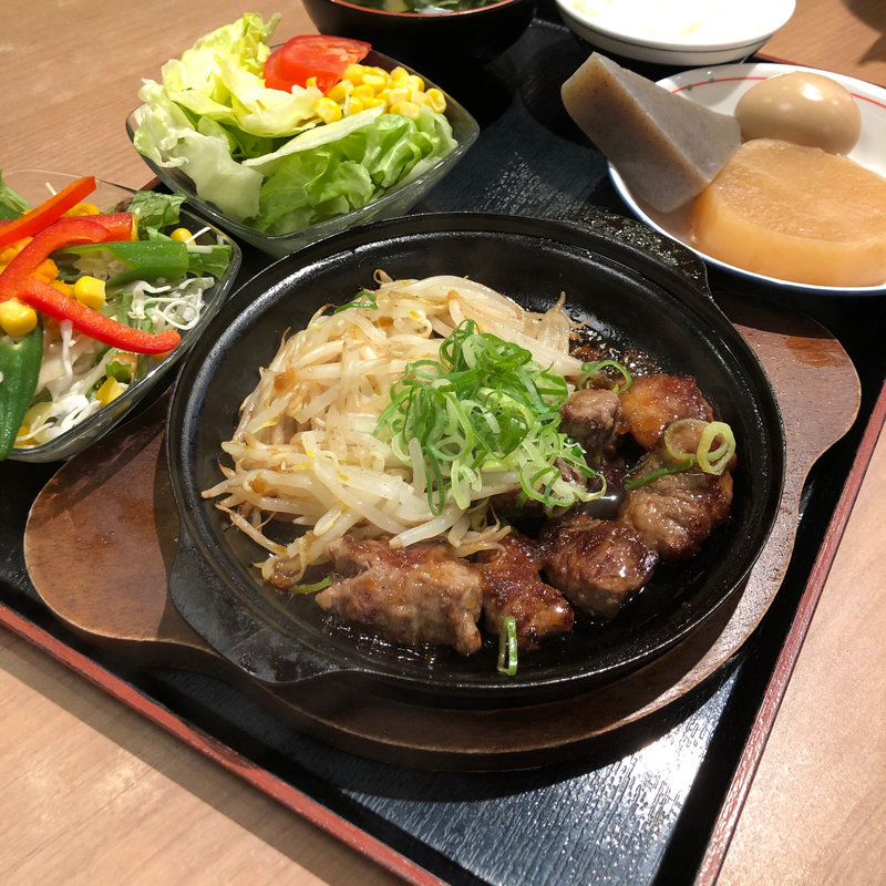 中落ちカルビのオニオン醤油焼き(ザめしや 伊丹南)